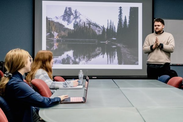 Professor Henry Ninde shares one of his own breathtaking landscape shots, guiding students through the creative process and techniques behind capturing the perfect scene.